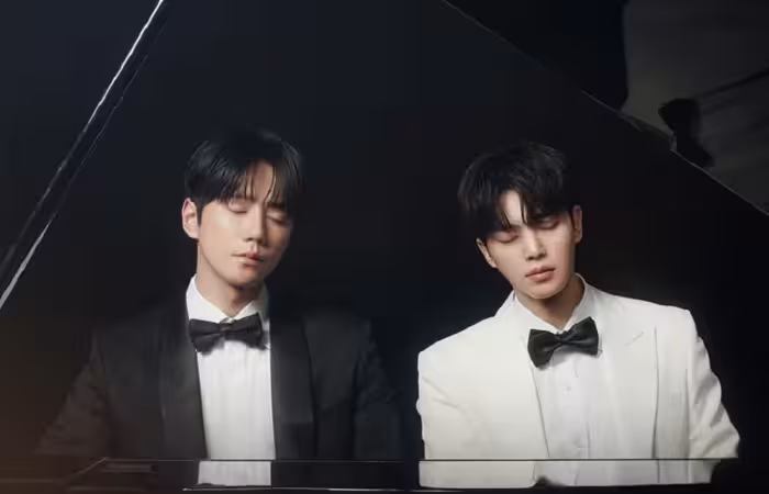 Four Hands Two Sonatas p1